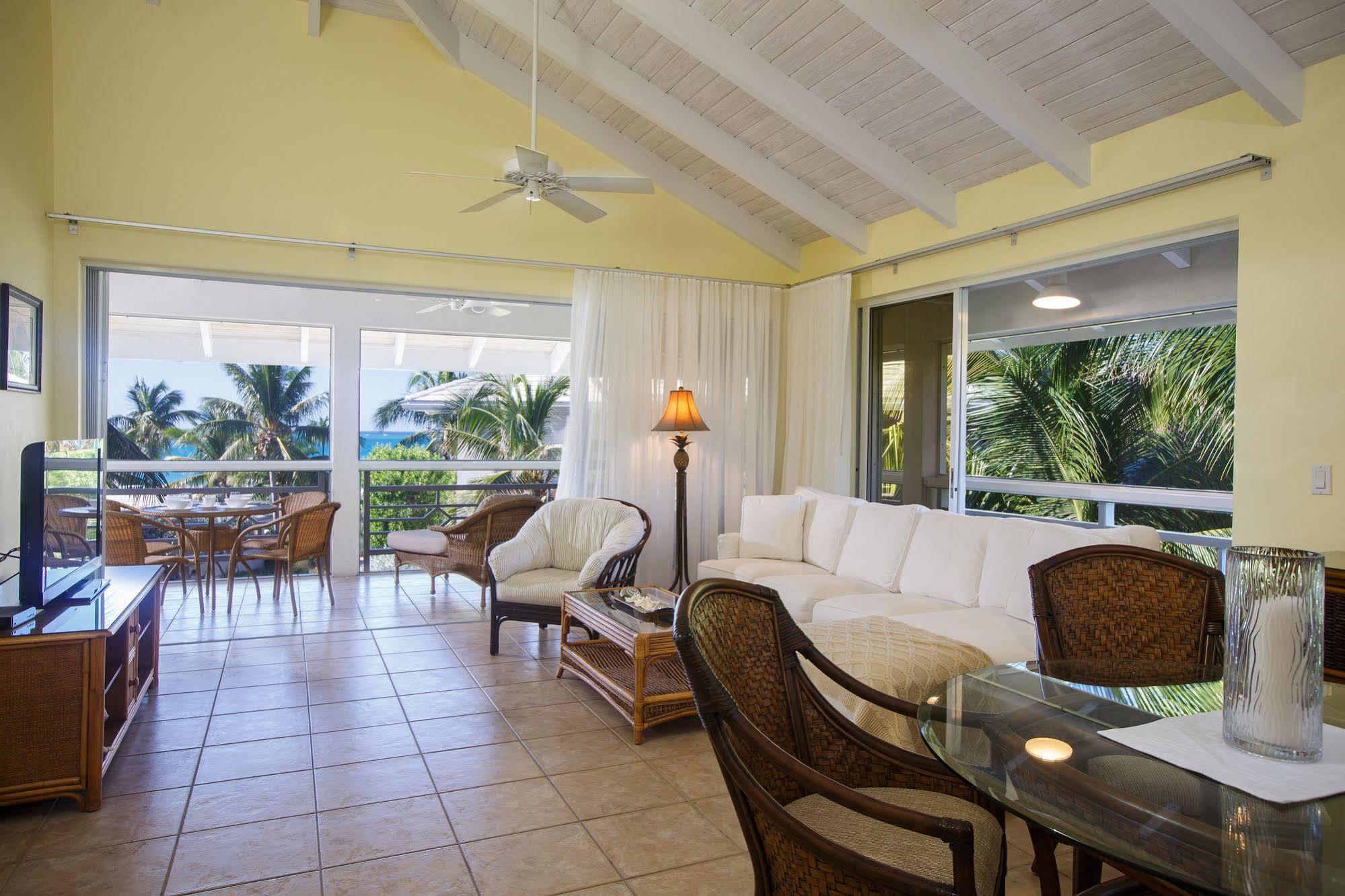 Ocean Club West Resort Grace Bay Esterno foto