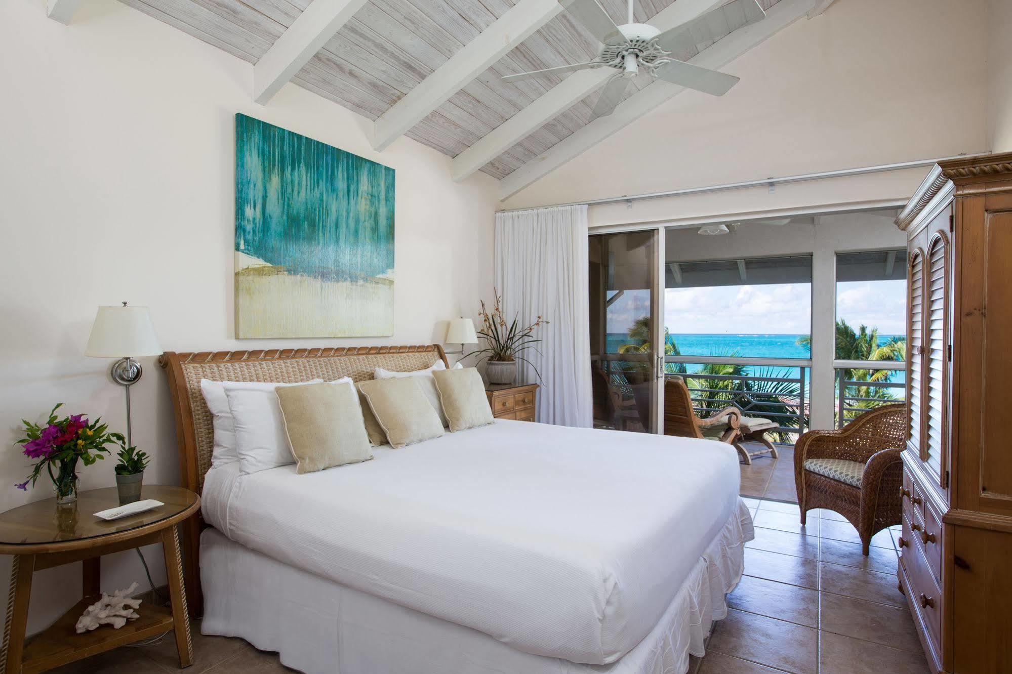 Ocean Club West Resort Grace Bay Esterno foto